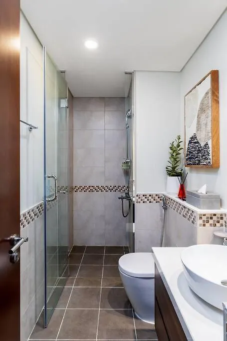 Waves - Canal-View Elegance 1Br Apt In Reva Residences Dubai Appartement